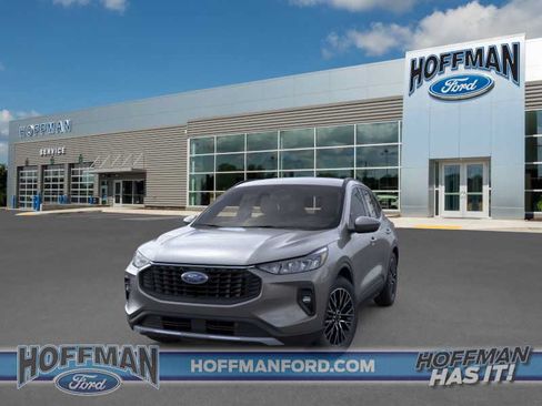 New 2025 Ford Escape SE FWD image 3