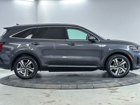 Used 2023 Kia Sorento EX AWD/4WD image 8
