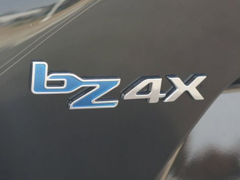 Used 2025 Toyota bZ4X AWD w/ Weather Package image 19
