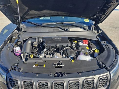 New 2026 Jeep Compass Trailhawk w/ Sun, Sound & Navigation Group AWD/4WD image 22