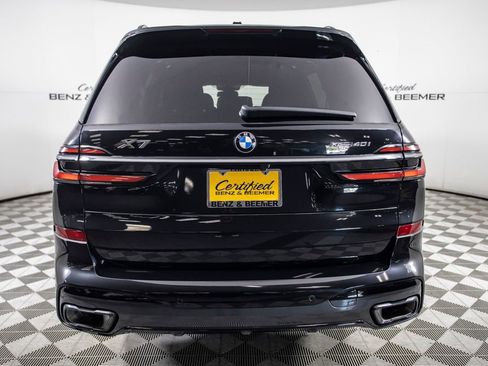 Used 2025 BMW X7 xDrive40i w/ M Sport Package image 8
