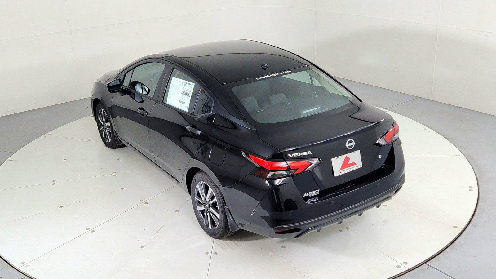 Used 2025 Nissan Versa S w/ S Plus Package FWD image 37