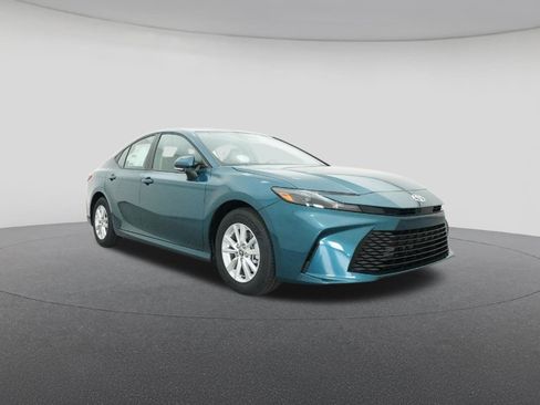 New 2026 Toyota Camry LE FWD image 29