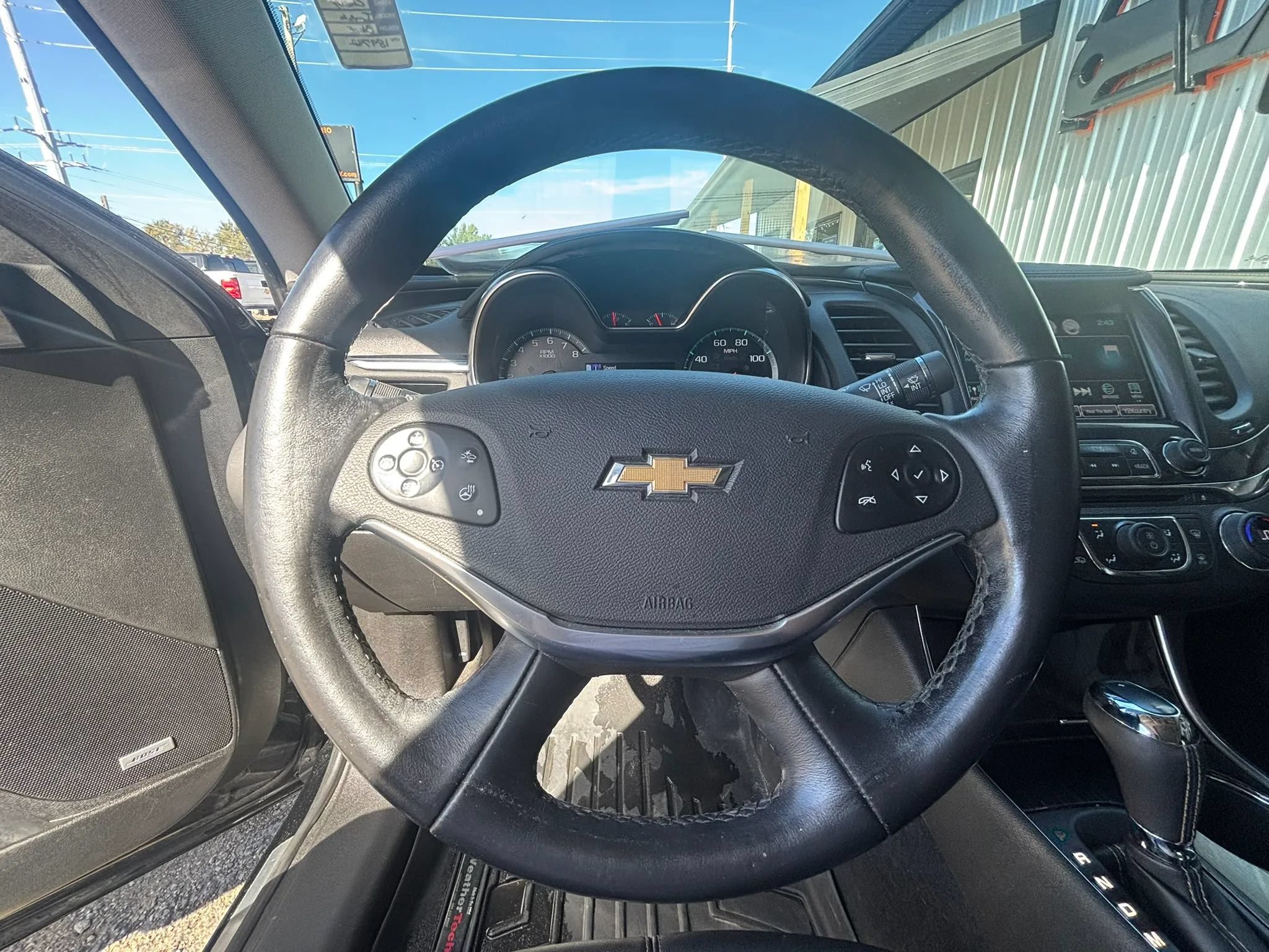 Used 2017 Chevrolet Impala Premier FWD image 23