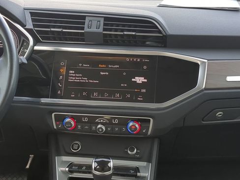 Used 2021 Audi Q3 2.0T Premium Plus image 26