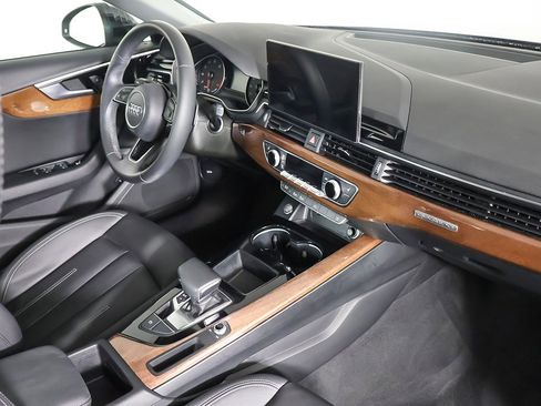 Used 2023 Audi A4 2.0T Premium image 28