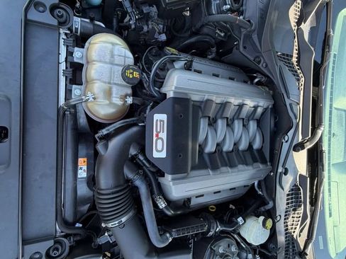 Used 2015 Ford Mustang GT RWD image 32