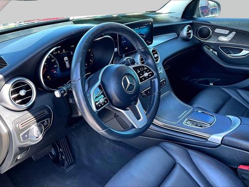 Used 2022 Mercedes-Benz GLC 300 image 11