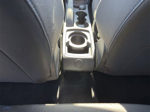 Used 2011 Ford Fiesta SE w/ 202A Rapid Spec Order Code image 13