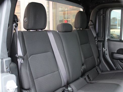 Certified 2021 Jeep Gladiator Sport image 27