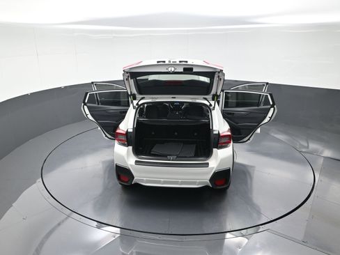 Used 2023 Subaru Crosstrek 2.0i Premium image 13