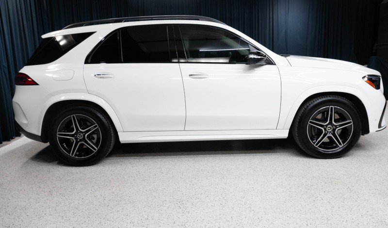 Certified 2026 Mercedes-Benz GLE 450 4MATIC image 4