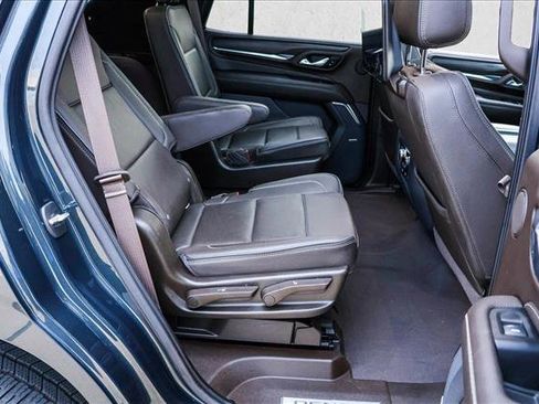 Used 2021 GMC Yukon Denali w/ Denali Ultimate Package image 29