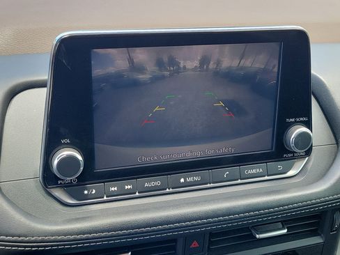 Certified 2021 Nissan Rogue S FWD image 20