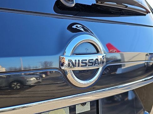 Used 2020 Nissan Rogue SV image 29