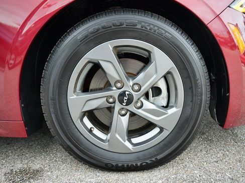 Used 2023 Kia K5 LXS image 30