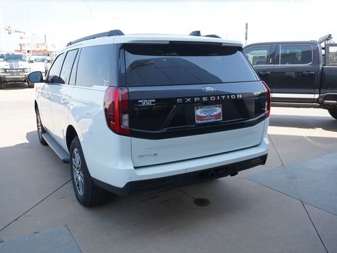 New 2026 Ford Expedition Active AWD/4WD image 13