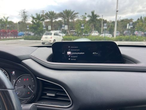 Certified 2023 MAZDA CX-30 AWD 2.5 S w/ Preferred Package image 21