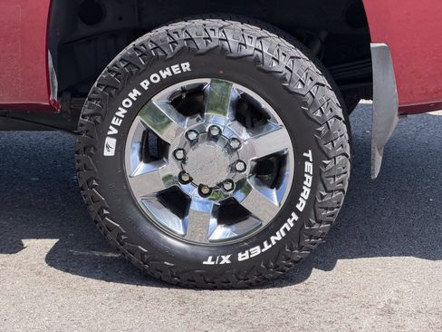 Used 2014 GMC Sierra 2500 SLE w/ SLE Preferred Package AWD/4WD image 12