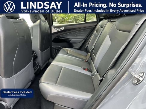 Used 2023 Volkswagen ID.4 Pro S AWD/4WD image 14