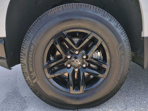 Used 2020 Chevrolet Silverado 1500 LT Trail Boss AWD/4WD image 28