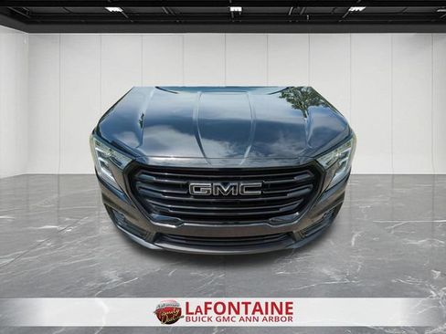 Used 2024 GMC Terrain SLE w/ Driver Convenience Package AWD/4WD image 31