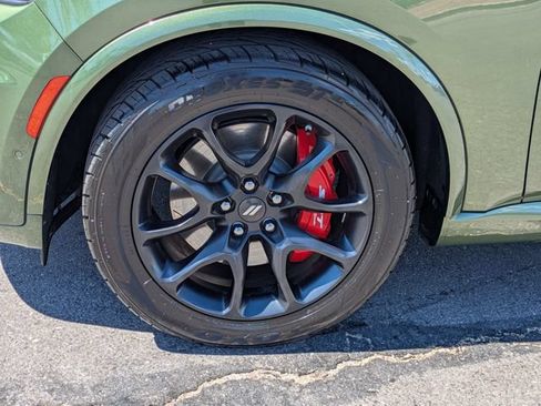 Used 2021 Dodge Durango R/T w/ Tow 'N Go Package AWD/4WD image 9