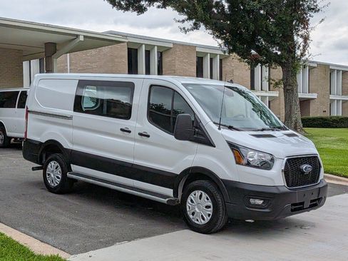 Used 2025 Ford Transit 250 Low Roof w/ Exterior Upgrade Package RWD image 3