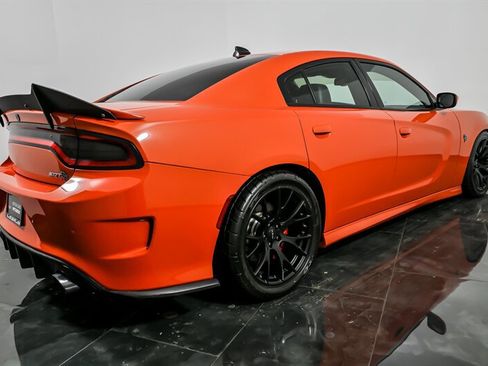 Used 2016 Dodge Charger SRT Hellcat w/ Harman/Kardon Audio Group image 10