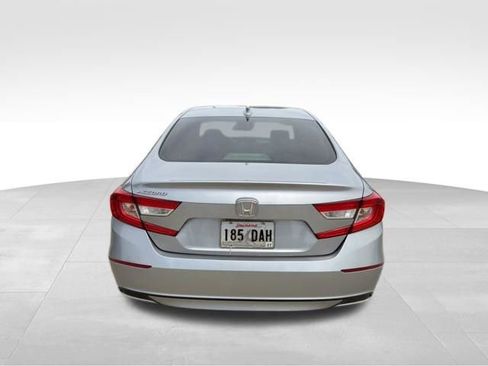 Used 2018 Honda Accord LX image 5