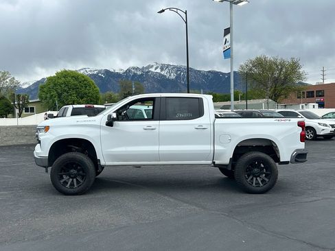 Used 2025 Chevrolet Silverado 1500 LT w/ Work Truck Package AWD/4WD image 10