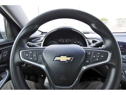 Used 2022 Chevrolet Malibu LT image 17