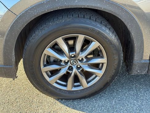 Used 2023 MAZDA CX-9 Touring image 11