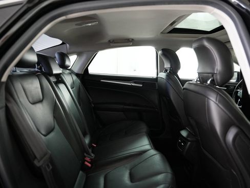 Used 2013 Ford Fusion Titanium w/ Titanium Driver Assist Pkg AWD/4WD image 35