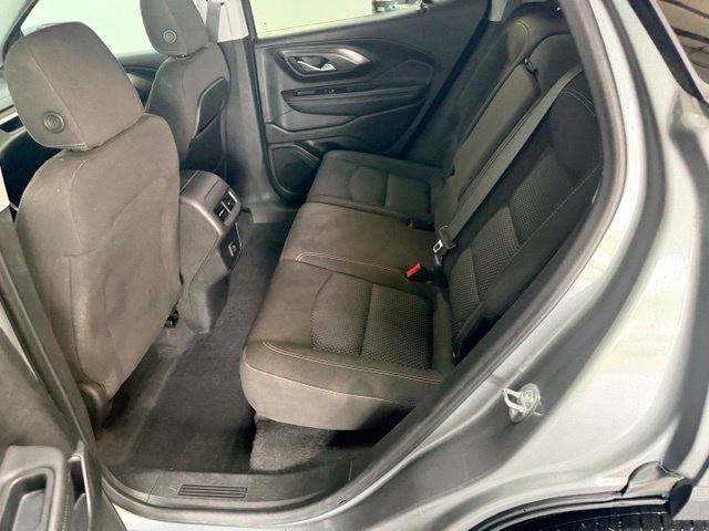 Used 2023 GMC Terrain SLE w/ Driver Convenience Package FWD image 27