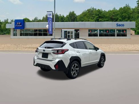 Used 2024 Subaru Crosstrek 2.0i Premium AWD/4WD image 6