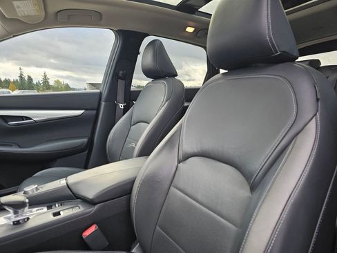 Certified 2019 INFINITI QX50 Essential w/ Premium Heat Package image 24