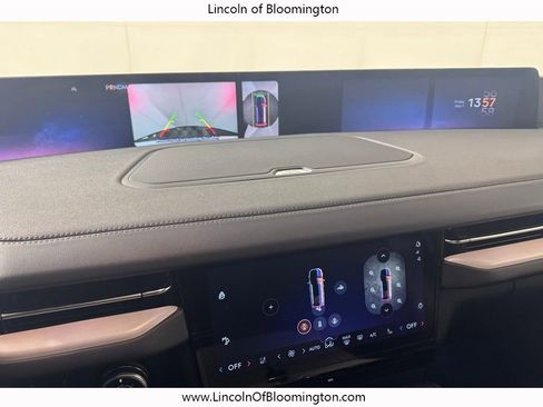 New 2026 Lincoln Navigator L Reserve AWD/4WD image 62