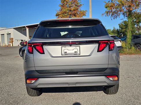 New 2026 Hyundai Tucson SE image 6
