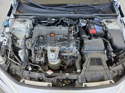 Used 2024 Honda Civic LX image 32