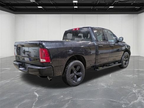 Used 2018 RAM 1500 Express w/ Black Ram 1500 Express Group image 5