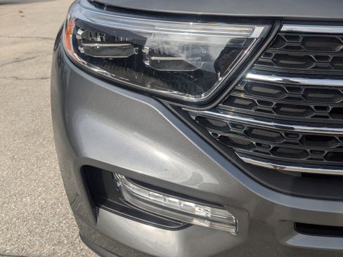 Used 2023 Ford Explorer XLT w/ Equipment Group 202A image 10