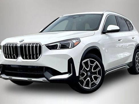 New 2026 BMW X1 xDrive28i w/ Convenience Package image 2