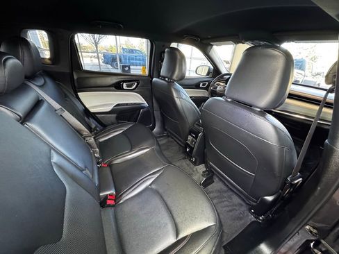 Used 2023 Jeep Compass Limited AWD/4WD image 54