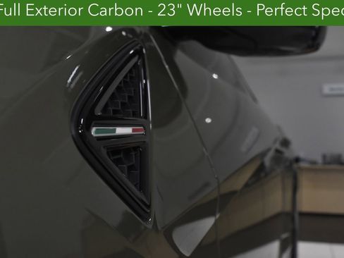Used 2023 Lamborghini Urus Performante AWD/4WD image 22