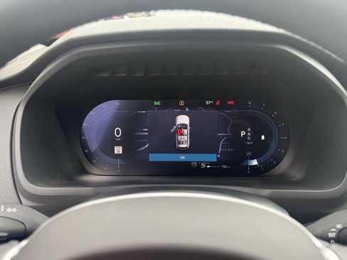 Used 2025 Volvo XC90 B6 Ultra image 13