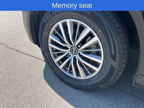 Used 2023 Nissan Armada SL w/ Captain's Chairs Package image 11