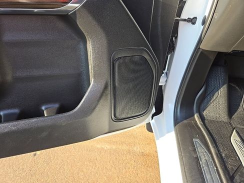 Used 2019 Chevrolet Silverado 1500 LT w/ Texas Edition image 43