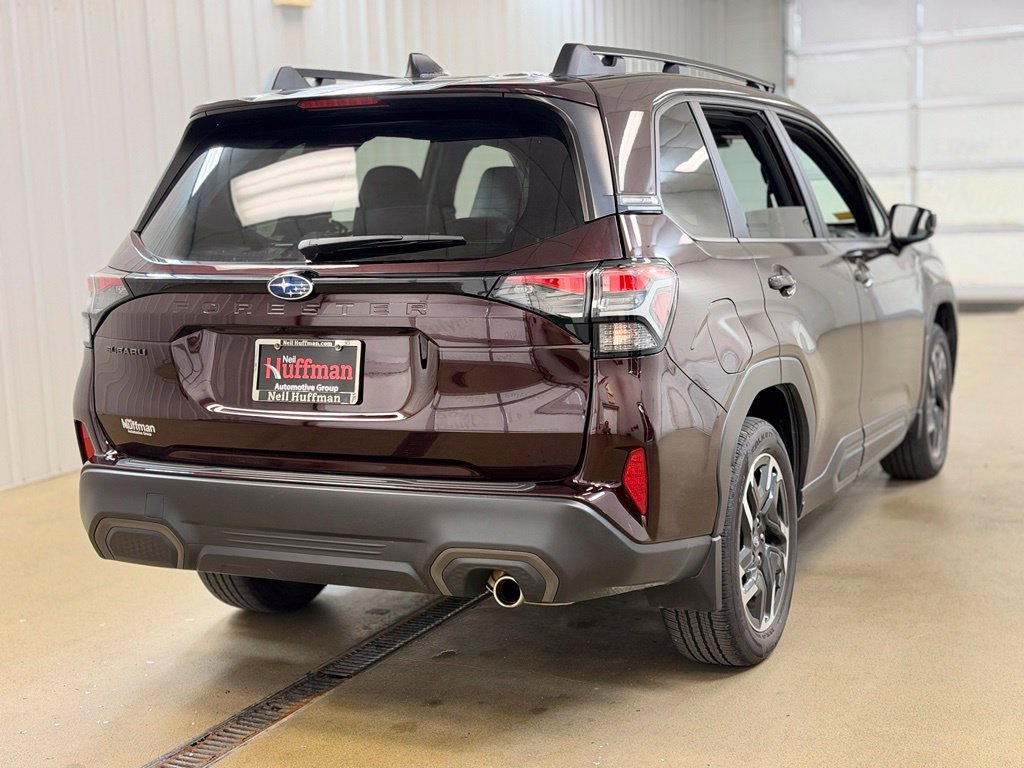 Used 2026 Subaru Forester Premium AWD/4WD image 5