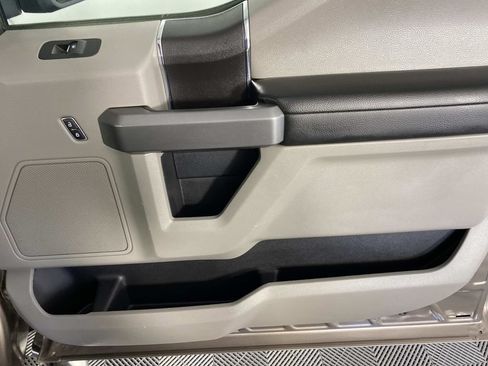 Used 2019 Ford F150 XLT AWD/4WD image 22